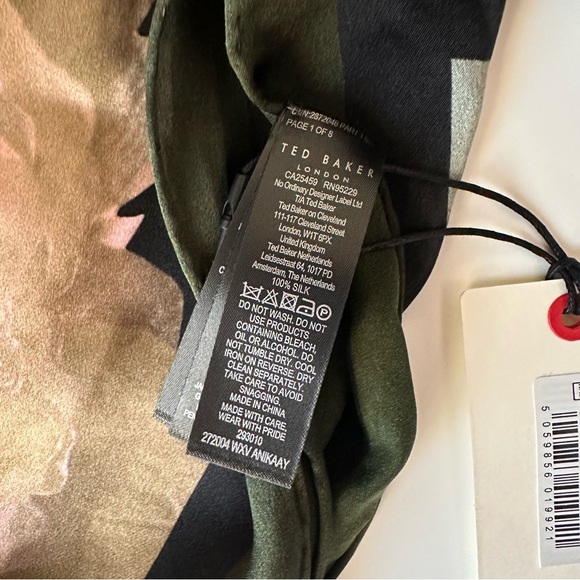 NEW Ted Baker Anikaay silk scarf floral print square - Picture 6 of 8